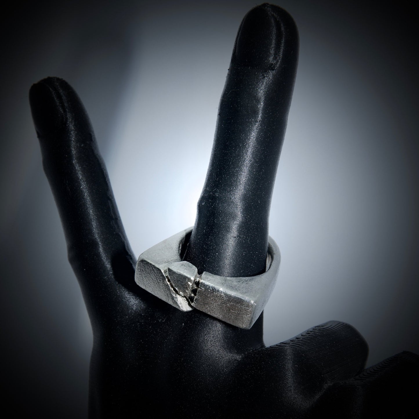 THE CRACKED STONE RING - DROOL DESIGN AND JEWELLERY®