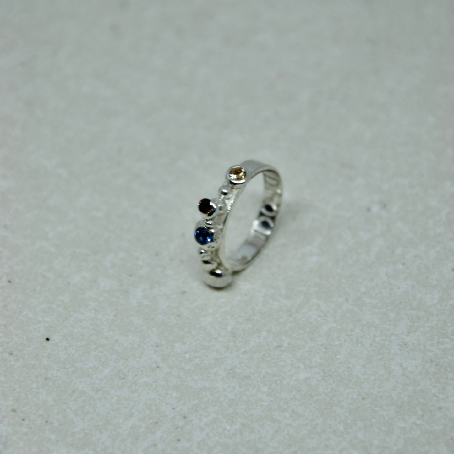 GOOGLY EYES RING