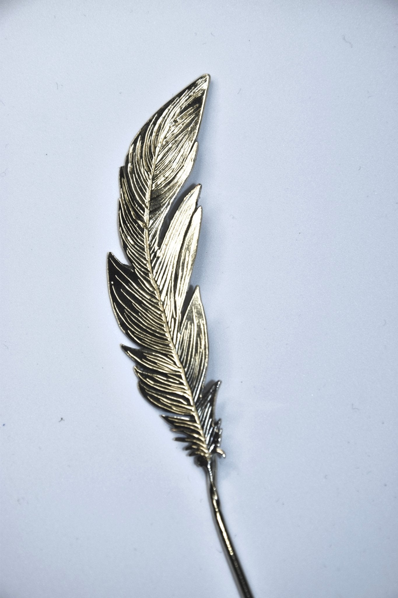THE ENGRAVED FEATHER - DROOL DESIGN AND JEWELLERY®
