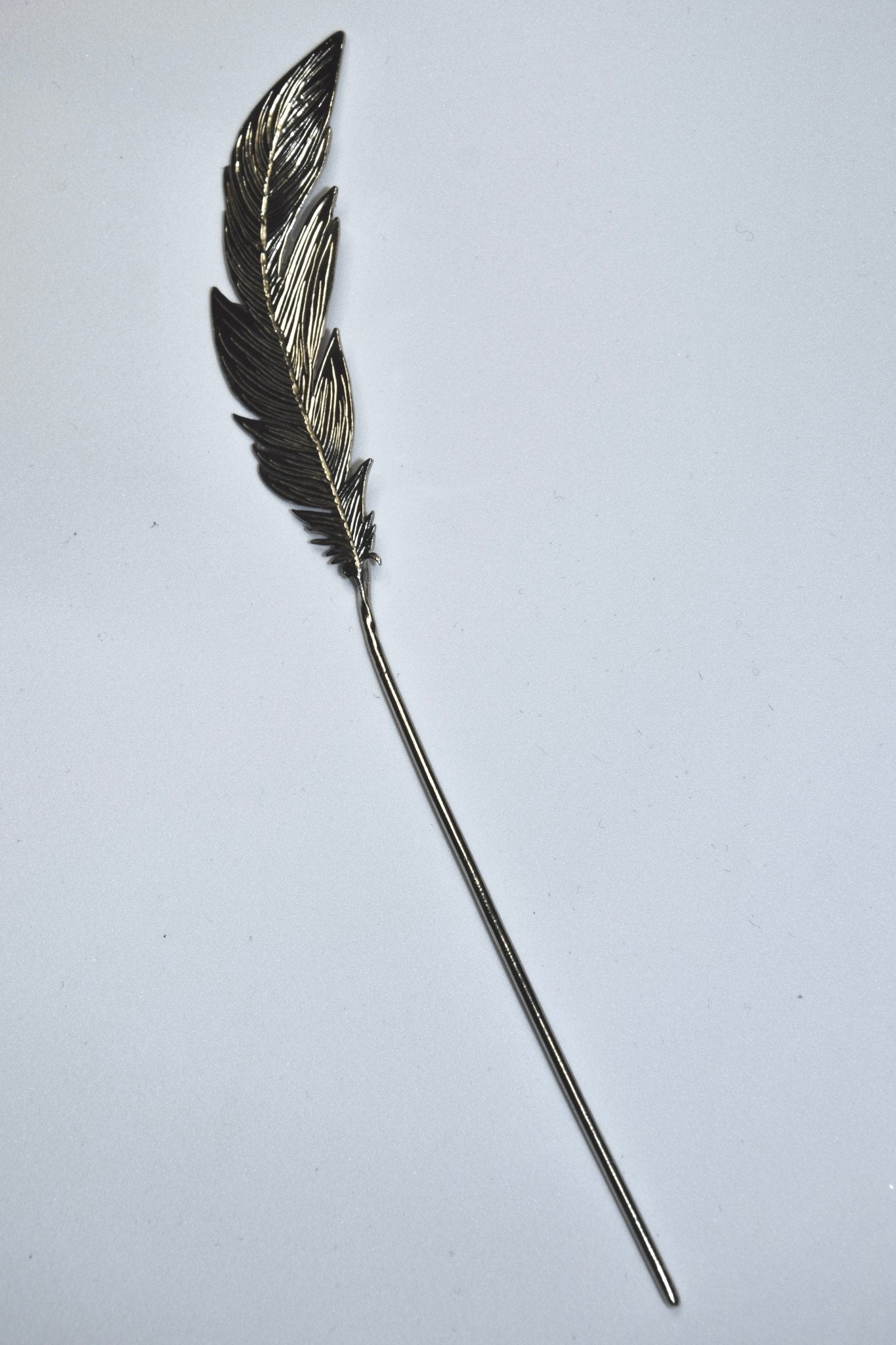 THE ENGRAVED FEATHER - DROOL DESIGN AND JEWELLERY®